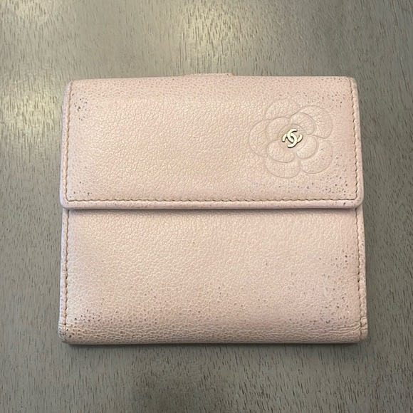 CHANEL Handbags - Chanel Camellia Bifold Wallet